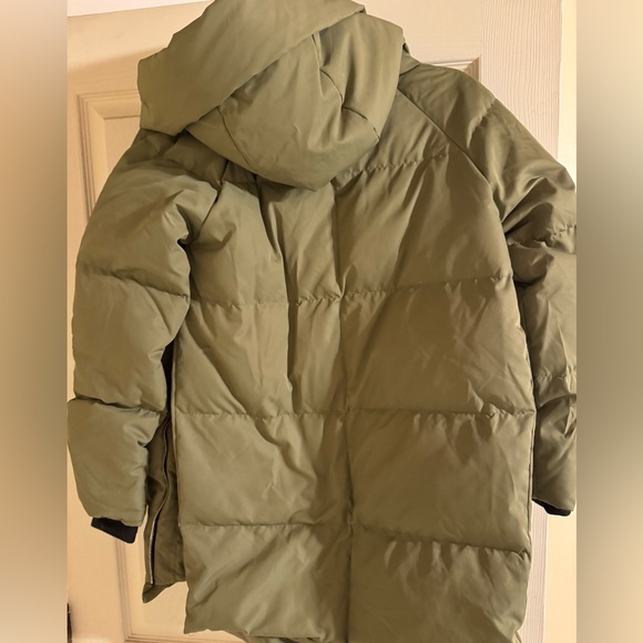 NWOT XS Viral Amazon Down Coat - Olive Green - Picture 3 of 5